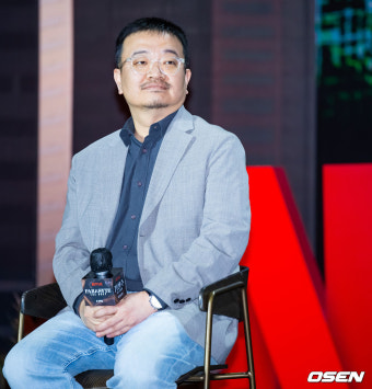 [사진]연상호 감독,'기생수: 더 그레이로 돌아왔어요'