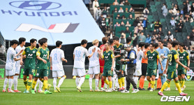 [사진]전북-울산,시즌 첫 현대가더비 2-2 무승부