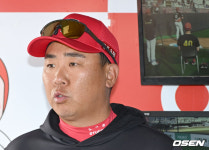 [사진]이범호 감독,'승리 고민'