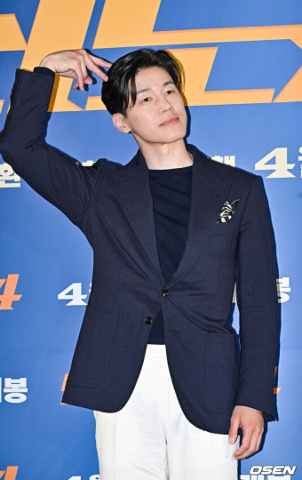 [사진]범죄도시4 악당 김무열,'귀여운 체리피스'