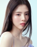 한소희, 싱그럽고 청초하다..5년째 헤어뷰티 모델 새 화보 공개