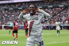 로테이션에도 화력 폭발 레버쿠젠, 프랑크푸르트에 5-1 대승...분데스 첫 무패우승까지 딱 2경기
