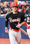김도영, 홈런왕 최정 제쳤다…KBO 3~4월 MVP 선정, 역대 최초 월간 10홈런-10도루