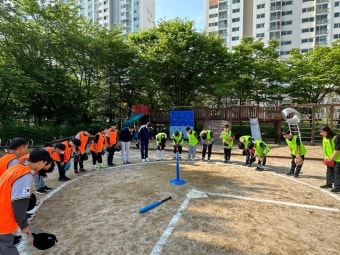 2024 KBO 찾아가는 티볼교실 개최...류지현 코치 