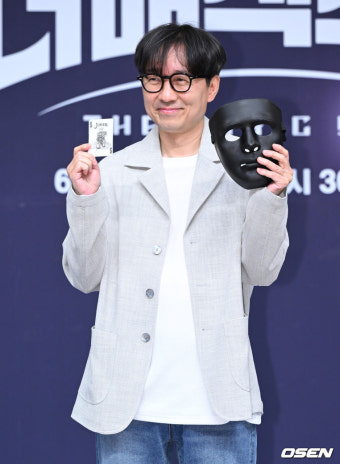 ‘더 매직스타’ 장항준 “︎김은희, 섭외 받고 ‘왜 오빠가 마술 심사 하냐’고 물어“[Oh!쎈 현장]