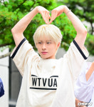 [사진]투어스 경민, 귀엽게