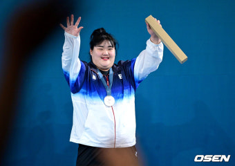 박혜정, 파리 올림픽서 여자 최중량급 은메달 획득 인상적