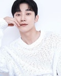 진영, 아시아 접수할 비주얼..미모가 독.보.적