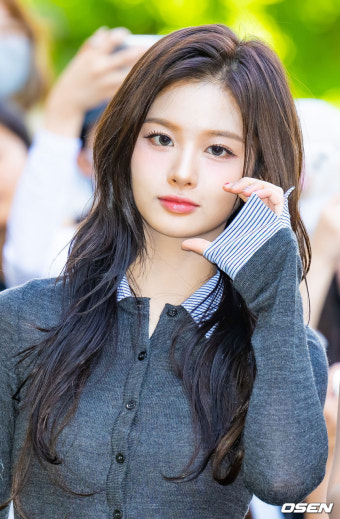 [사진]엔믹스 설윤,'돋보이는 인형 미모'
