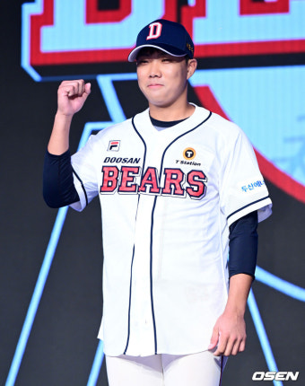 두산, 2025년 드래프트 1라운드 박준순과 11명 신인과 계약 완료!