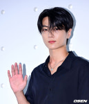 [사진]엔하이픈 제이, 강렬한 눈빛