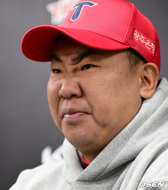 [사진]이범호 감독, '승리하자'