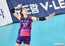 31득점 흥국생명 투트쿠, 김연경과 함께 뛴다는 건 큰 영광 [오!쎈 김천]
