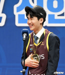 [사진]연세대 최형찬, LG에 2라운드 4순위로 지명