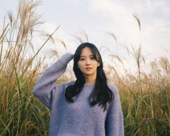 박정연, NEW 콘셉트 포토 공개..단풍만큼 다채롭게 빛나는 매력