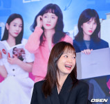 [사진]전소민, 오늘도 지송! 합니다