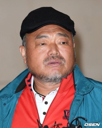 김흥국 