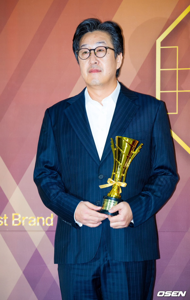 현봉식, 댄디남 등장으로 SNL 코리아 시즌 7 화제 모았다