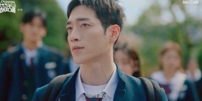 서강준, 언더커버 하이스쿨에서 국정원 에이스의 히어로 블랙 위도우 같은 연기 파헤쳤다