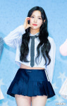[사진]하츠투하츠 유하,복근 뽐내며 볼하트