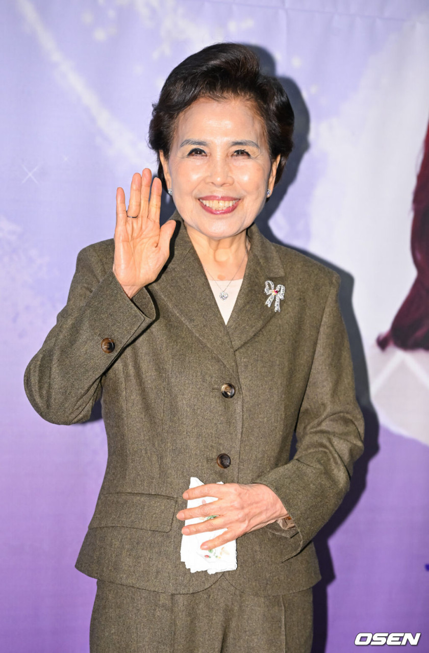 가수 이미자, 전통가요 헌정 공연 맥을 이음 기자간담회 개최