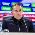 반 페르시 방긋! 한국 중원의 마에스트로, 36일 만에 돌아온다...훈련 소화→트벤터전 뛸 수도