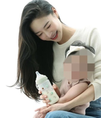 '이상해 며느리' 김윤지, 딸 공개 + 출산 후 완벽 몸매 복귀