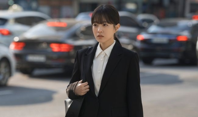 박보영, tvN 미지의 서울에서 1인 4역 도전