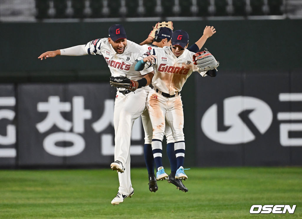 롯데, 박세웅의 퀄리티 스타트로 위닝 시리즈 이어가며 3위 지킴
