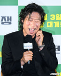 [사진]노래하는 유해진, 소주 안 마시고도 열창 가능!