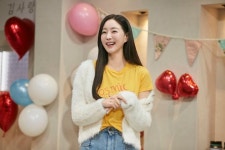 나이는 나만 먹었지 김사랑, 47살 의심되는 사기캐…리얼 방부제 미모 (SNL)[순간포착]