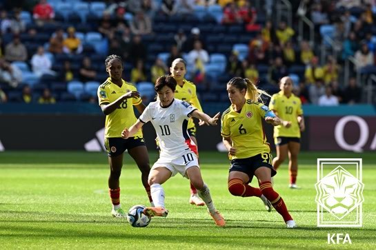 한국 여자 축구, 콜롬비아와의 홈 경기서 0-1 패배 후 성장 의지 다짐