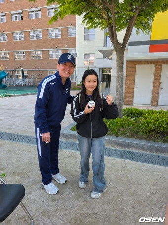 ‘KBO 찾아가는 티볼교실 10주년’ 대표팀 류지현 감독 “야구 저변 확대 선순환, 1000만 관중 밑거름 됐다”