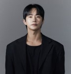 전호준, '피범벅 얼굴' 증거 공개 vs 전여친 
