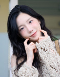 [사진]태연, 사과 같은 탱 얼굴