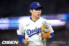 “와우, 명장면 제조기 KIM! 아름다운 수비다” 美중계진 김혜성 호수비쇼에 감탄 연발…다저스 충격 스윕패, ‘혜성’ 홀로 빛났다