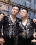싸이X이수지, 이 정도면 도플갱어..러브버그 같다고
