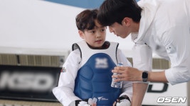 ‘내일은 태권왕’ 제 4탄, 첫 겨루기 단체전 공개