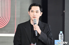 [사진] 요시자와 료, 가부끼 배우 어려워요