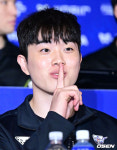 [사진]우리카드 김지한, 2025-26 시즌 기대하세요