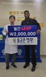 타율 .403 7홈런 25타점 디아즈, 올곧은병원 9월 MVP 선정