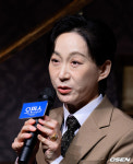 [사진]인사하는 우현주
