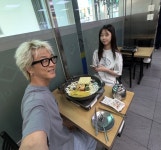 팝핀현준, 국제중 졸업 붕어빨 딸과..신당동떡볶이 데이트