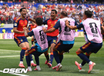 골냄새 기가 막히게 맡는다! '메리노 결승골 폭발' 스페인, 벨기에 2-1로 제압하고 4강 진출...프랑스와 '진검승부'