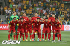 ‘현대컵 2연패 도전’ 김상식 감독 순조로운 출발…베트남, 동티모르와 첫 경기 7-0 완승