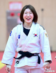 [사진]유도 허미미, 2026 아이치·나고야 아시안게임 향한 금빛 미소