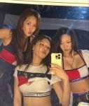 효리수, 브라탑+복근 장착에 여유까지 갖춘 데뷔 20년 차 신인 걸그룹