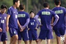 이강인은 따로 조깅·조규성은 실내 회복...모레노의 첫 4-4-2, 에콰도르 상대로 베일 벗는다