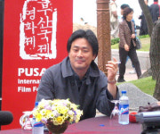 박찬욱, 친절한 금자씨의 무기는 사제 권총