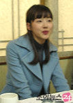 소이현  늘 혼자 노래방에 가요